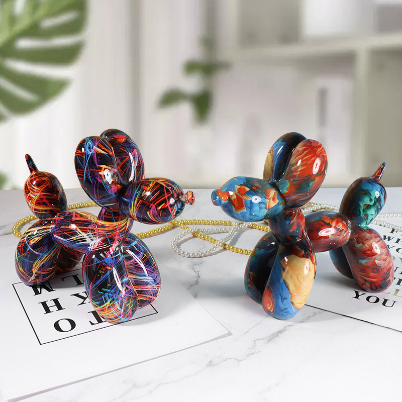 بالون نقل المياه غريب الأطوار  - مراجعة Resin Art Stand وسعره