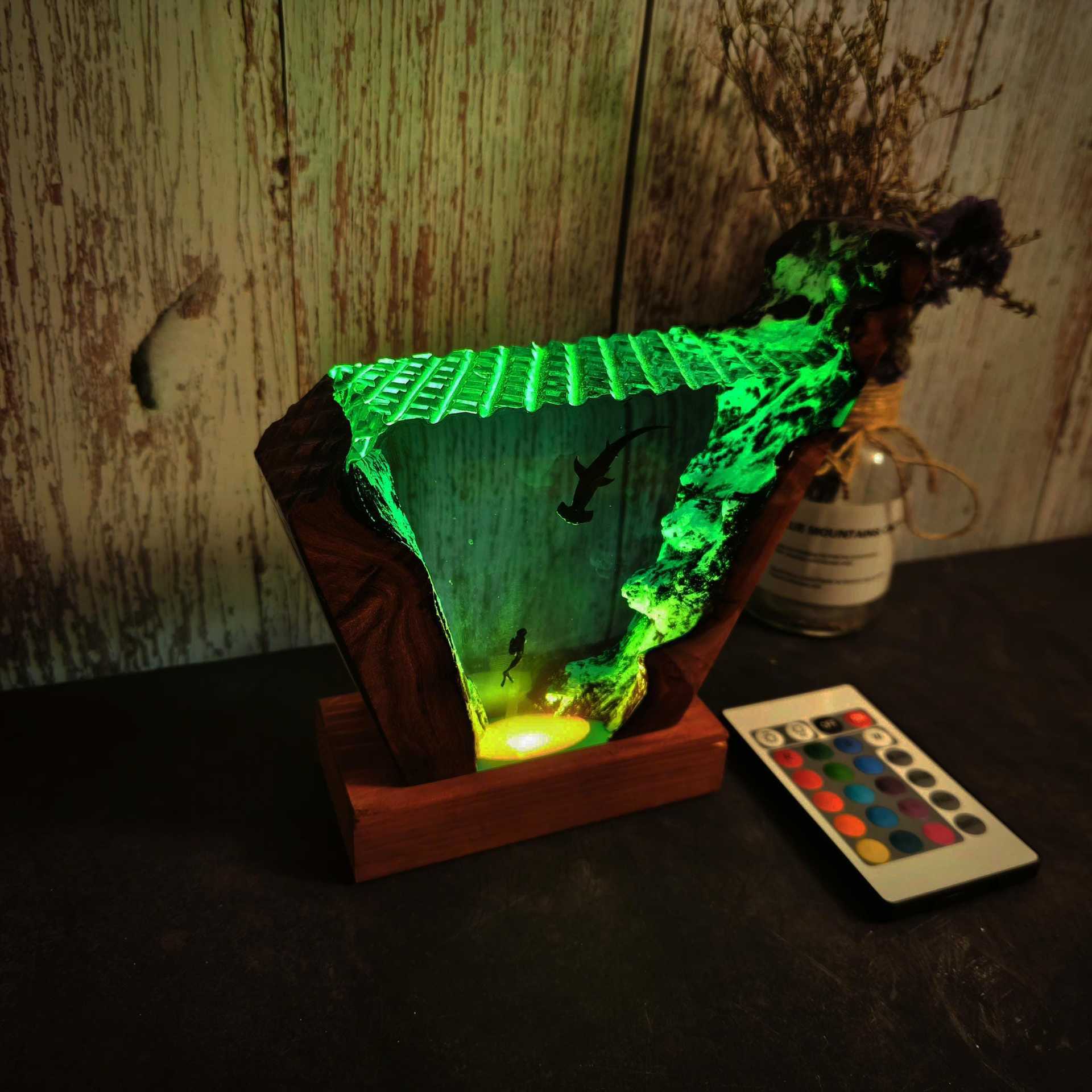 زينة مضيئة على شكل سمكة قرش ال - مراجعة Resin Art And Wood وسعره