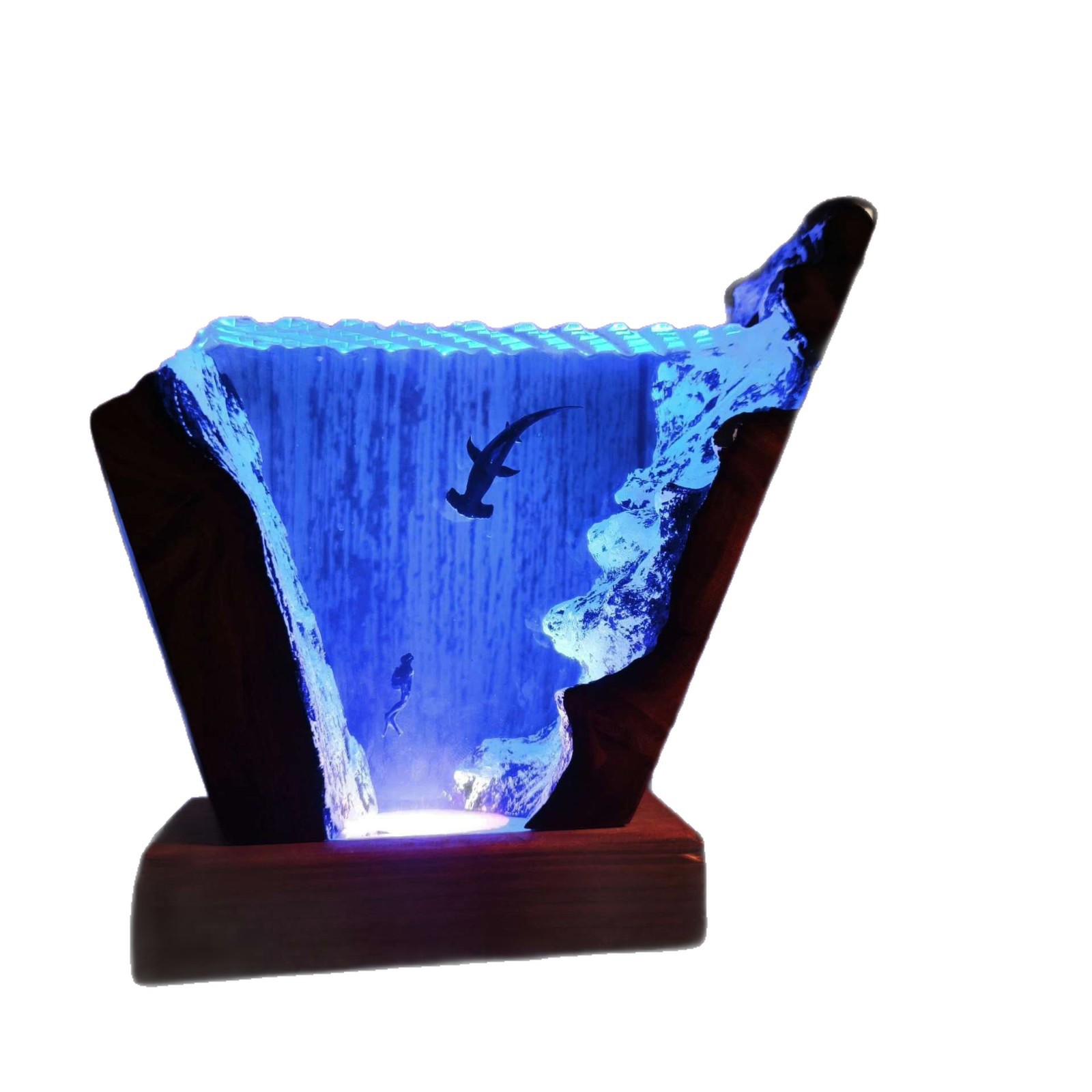 زينة مضيئة على شكل سمكة قرش ال - مراجعة Resin Art And Wood وسعره