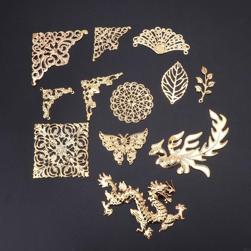 قالب ذهبي مصنوع يدويًا لأوراق  - مراجعة Resin Art Pro وسعره