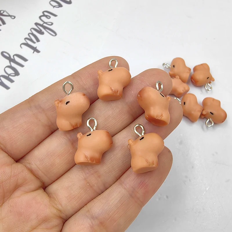 10 قطع من تعليقات الكابيبارا ا - مراجعة Resin Art Jewellery Kit وسعره