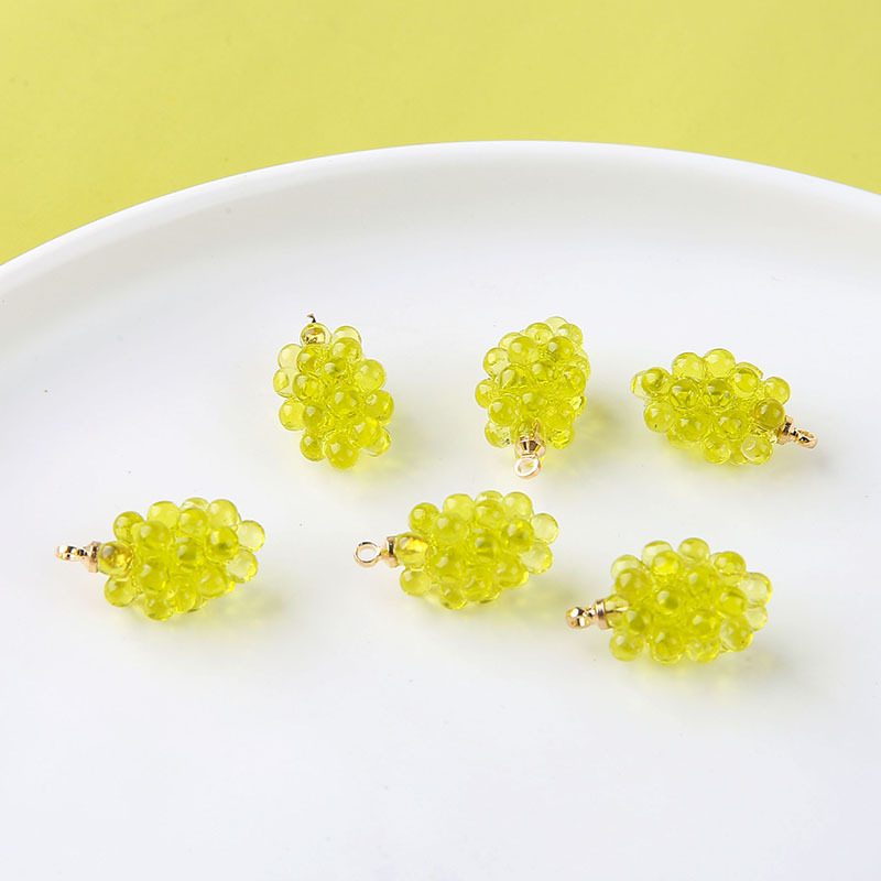 6 قطع من الحلي الراتنجية اللطي - مراجعة Resin Art Jewellery Kit وسعره